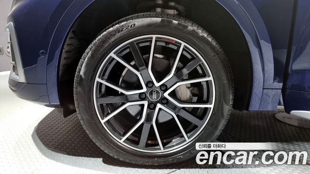 Audi Q5 (FY) 40 TDI Quattro Sportback Premium 2022 — фото 5