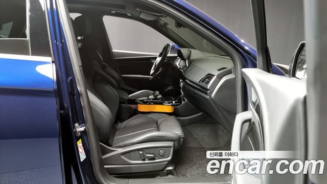 Audi Q5 (FY) 40 TDI Quattro Sportback Premium 2022 — фото 11