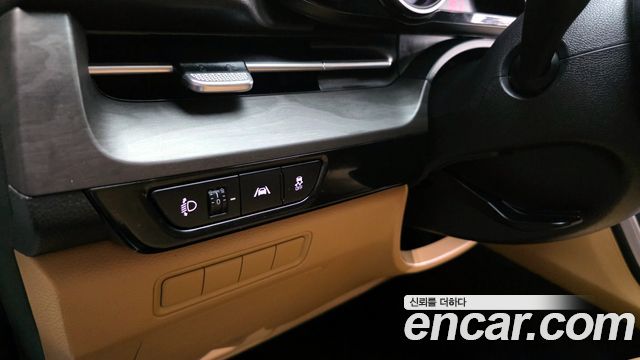 Kia Carnival (IV) Diesel 9-Seater Prestige 2023 — фото 15