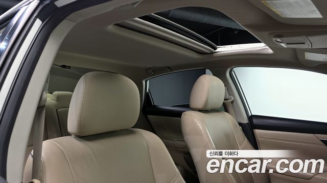Nissan Altima 2.5 L33 2016 — фото 18
