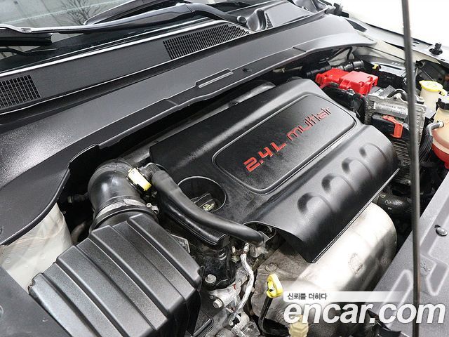 Jeep Compass (II) 2.4 Longitude AWD 2019 — фото 23