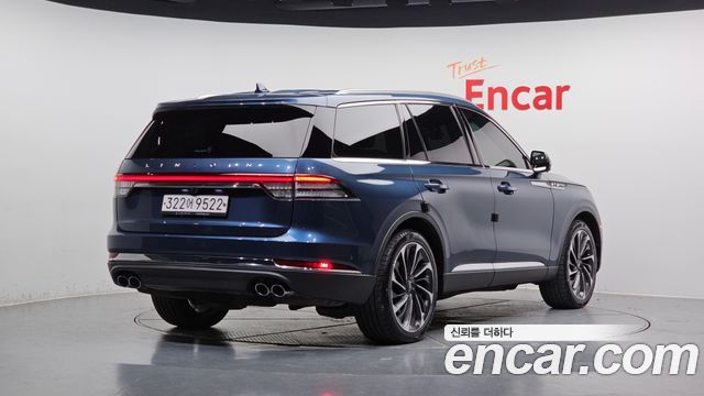 Lincoln Aviator (II) 3.0 Reserve  AWD 2020 — фото 2