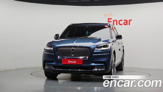 Lincoln Aviator (II) 3.0 Reserve  AWD 2020 — фото 3