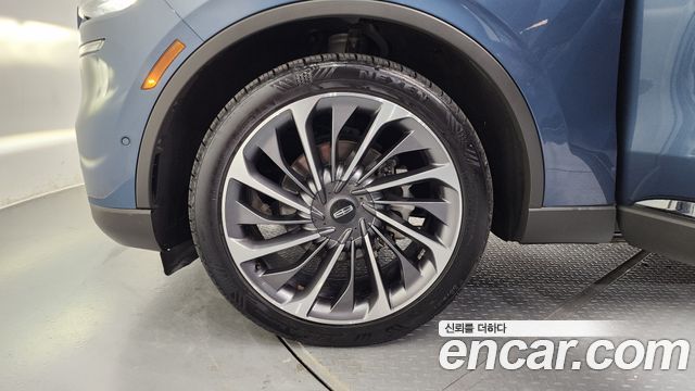 Lincoln Aviator (II) 3.0 Reserve  AWD 2020 — фото 5
