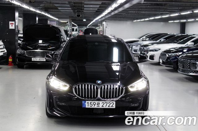 BMW 1 Series (F40) 120i M Sports 2023 — фото 2