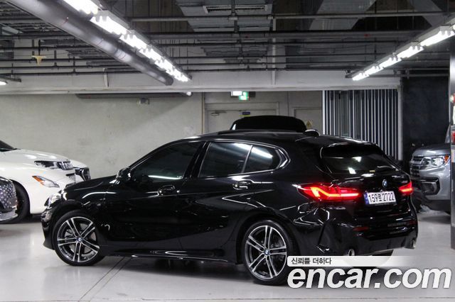 BMW 1 Series (F40) 120i M Sports 2023 — фото 4