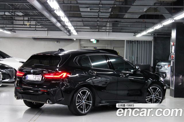 BMW 1 Series (F40) 120i M Sports 2023 — фото 6