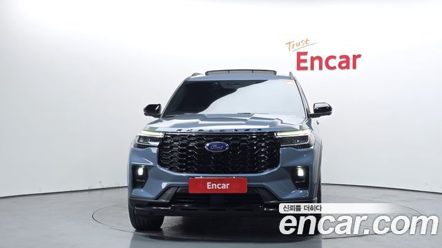 Ford Explorer (VI) 2.3 ST-Line 4WD 2025 — фото 3