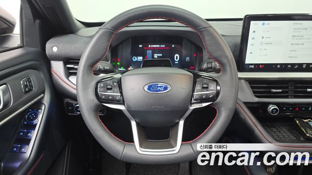 Ford Explorer (VI) 2.3 ST-Line 4WD 2025 — фото 13