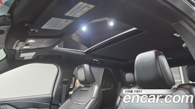 Ford Explorer (VI) 2.3 ST-Line 4WD 2025 — фото 19