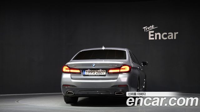 BMW 5 Series (G30) 523d xDrive M Sport 2023 — фото 4