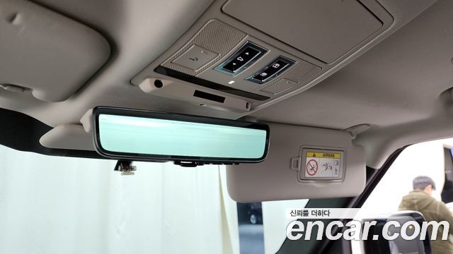 Land Rover Defender (L663) 110 D240 SE 2020 — фото 17