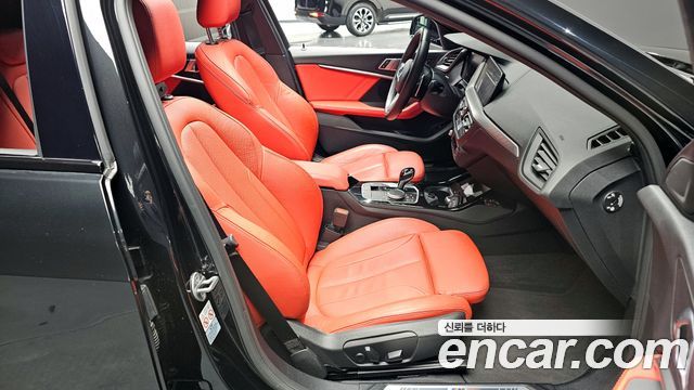 BMW 1 Series (F40) 120i M Sports 2022 — фото 10