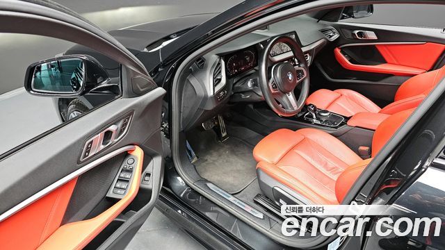 BMW 1 Series (F40) 120i M Sports 2022 — фото 12