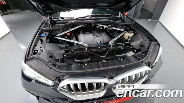 BMW X6 (G06) xDrive40i M Sport 2021 — фото 6
