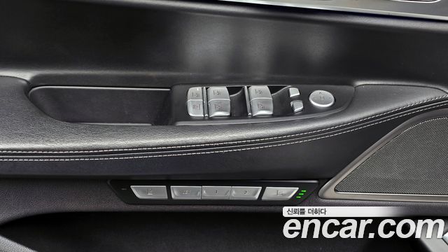 BMW 7 Series (G11) 730Ld xDrive M Sport 2017 — фото 18