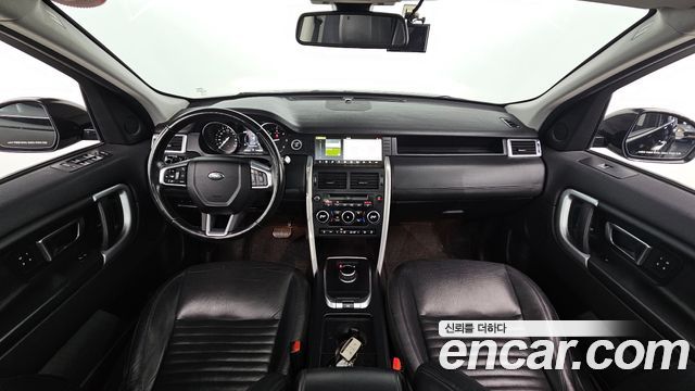 Land Rover Discovery Sport 2.0 TD4 HSE Luxury 2018 — фото 7