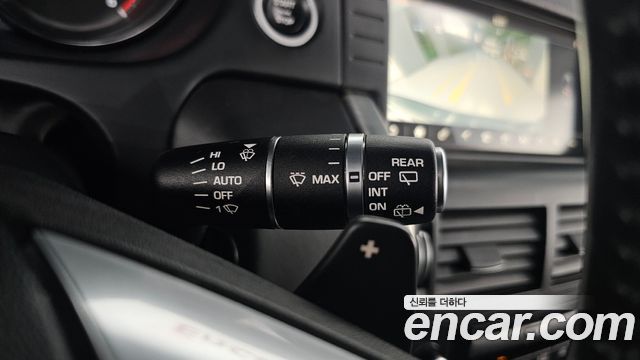 Land Rover Discovery Sport 2.0 TD4 HSE Luxury 2018 — фото 18