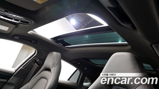 Porsche Panamera (971) 3.0 AWD 2018 — фото 18