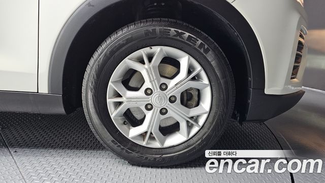 KG Mobility (SsangYong) Very New Tivoli Gasoline 1.5 2WD V3 2022 — фото 5