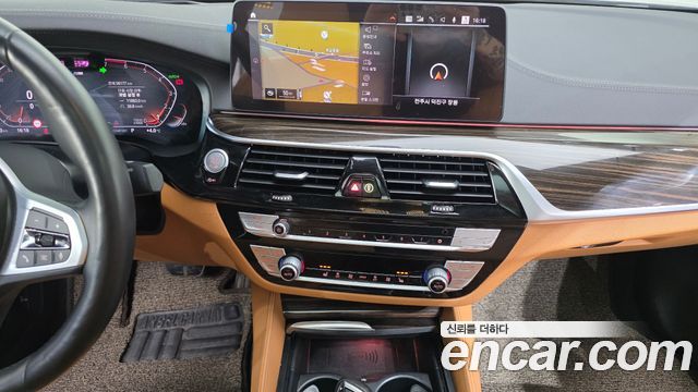 BMW 5 Series (G30) 520i M Sport 2021 — фото 15