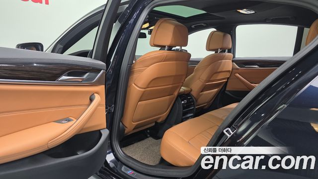 BMW 5 Series (G30) 520i M Sport 2021 — фото 17