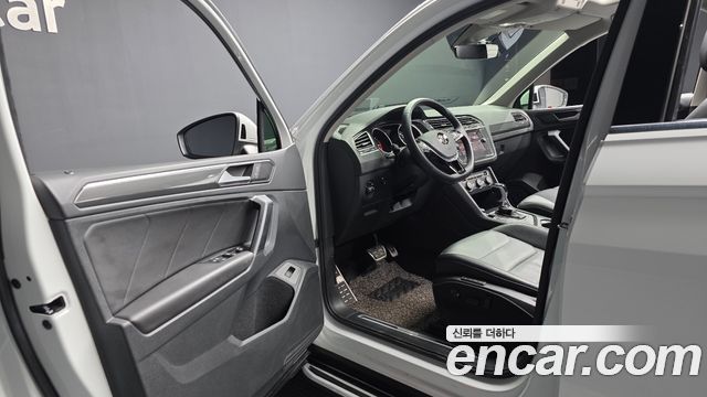 Volkswagen Tiguan (II) 2.0 TDI Prestige 2020 — фото 10