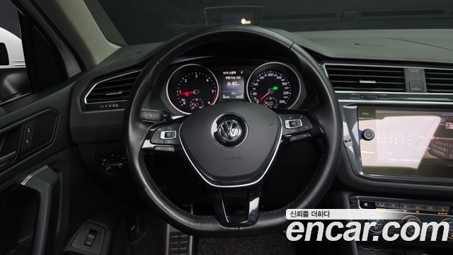 Volkswagen Tiguan (II) 2.0 TDI Prestige 2020 — фото 17
