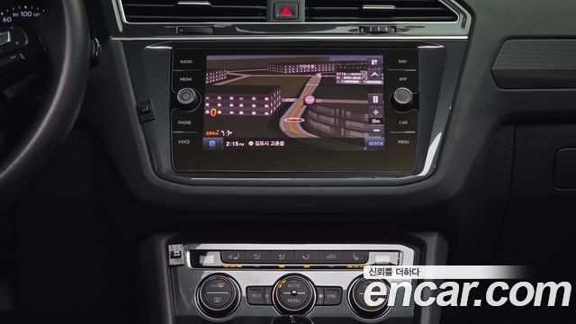 Volkswagen Tiguan (II) 2.0 TDI Prestige 2020 — фото 18