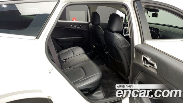 Kia Sportage (V) Diesel 2.0 4WD Prestige 2022 — фото 12