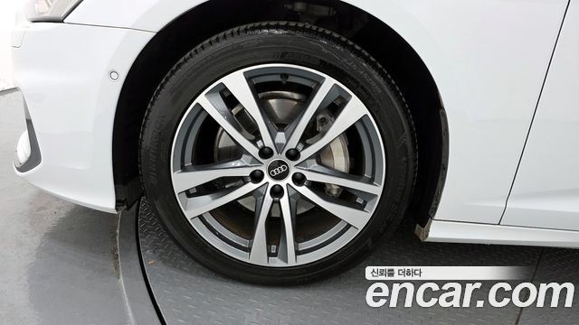 Audi A6 (C8) 45 TFSI Premium 2021 — фото 5