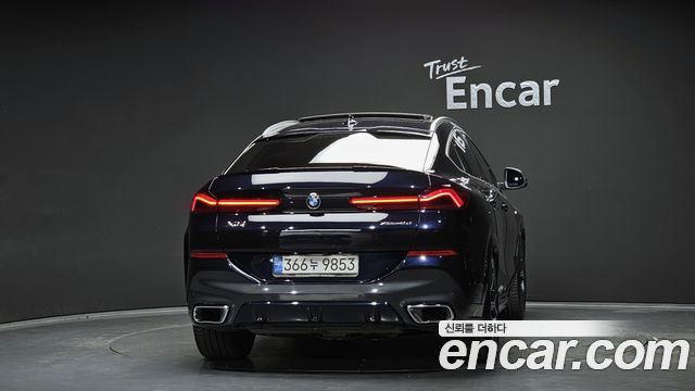 BMW X6 (G06) xDrive40i M Sport 2023 — фото 4