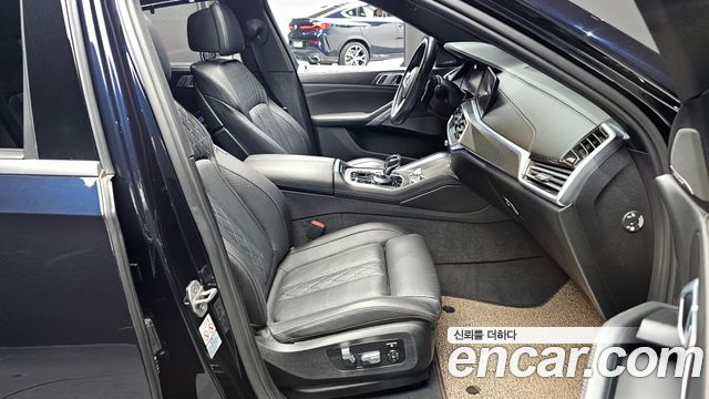 BMW X6 (G06) xDrive40i M Sport 2023 — фото 10