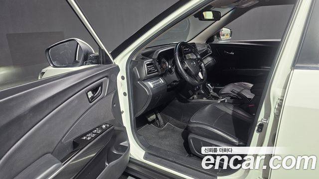 KG Mobility (SsangYong) Very New Tivoli Gasoline 1.5 2WD V3 2022 — фото 10