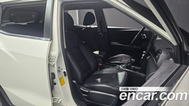 KG Mobility (SsangYong) Very New Tivoli Gasoline 1.5 2WD V3 2022 — фото 11