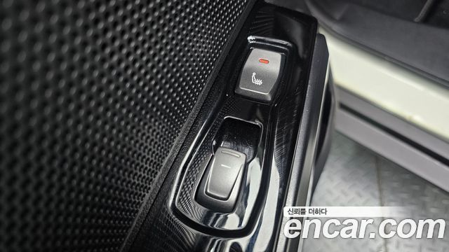 KG Mobility (SsangYong) Very New Tivoli Gasoline 1.5 2WD V3 2022 — фото 17