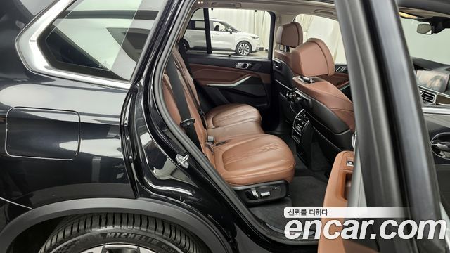 BMW X5 (G05) xDrive 40i xLine 2023 — фото 13
