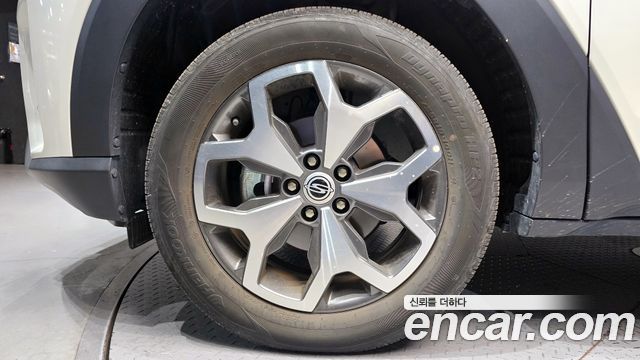 KG Mobility (SsangYong) Torres Gasoline 1.5 2WD T5 2023 — фото 5