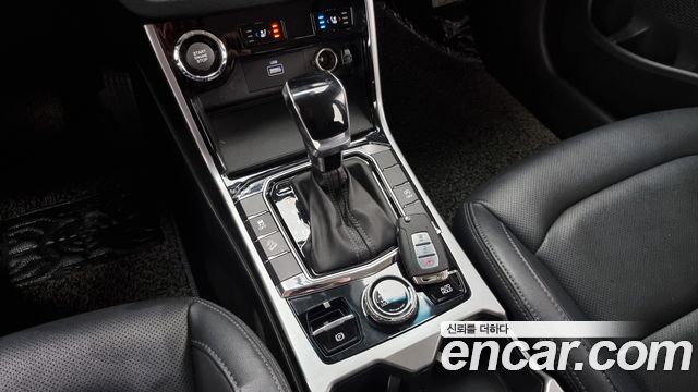 KG Mobility (SsangYong) Beautiful Korando Gasoline 1.5 4WD C7 2022 — фото 9