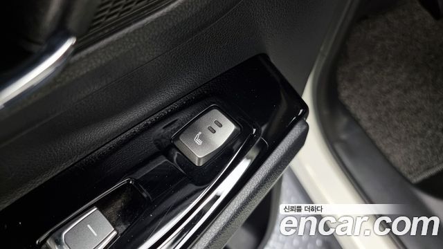 KG Mobility (SsangYong) Beautiful Korando Gasoline 1.5 4WD C7 2022 — фото 18