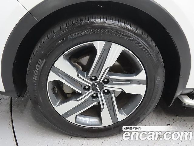 Kia Sorento (IV) HEV 1.6 2WD Signature 2023 — фото 5