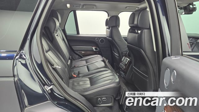 Land Rover Range Rover (IV) 4.4 SDV8 AB DIESEL 2015 — фото 12