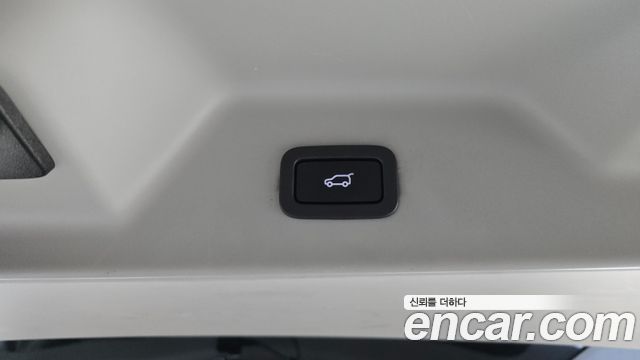 Land Rover Range Rover (IV) 4.4 SDV8 AB DIESEL 2015 — фото 20