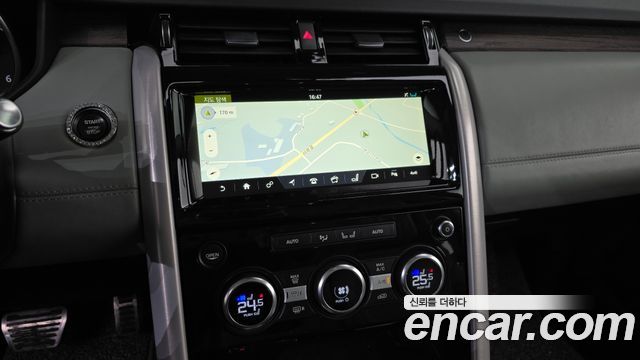 Land Rover Discovery 5 3.0 TD6 HSE Luxury 2017 — фото 14