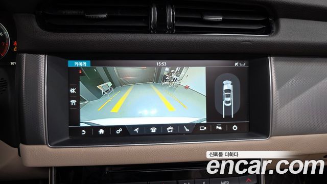 Jaguar XF (X260) 25t Prestige 2018 — фото 15