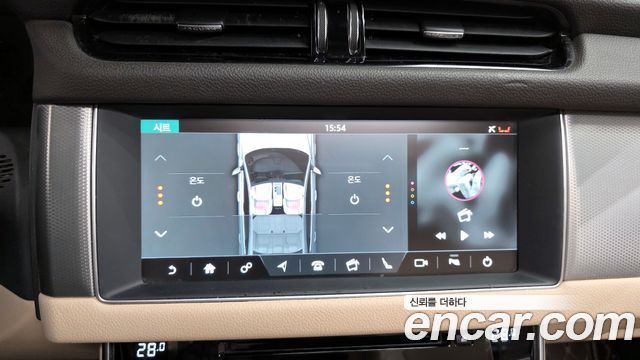 Jaguar XF (X260) 25t Prestige 2018 — фото 16