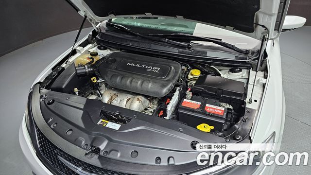 Chrysler 200 (II) 2.4 Limited 2015 — фото 6