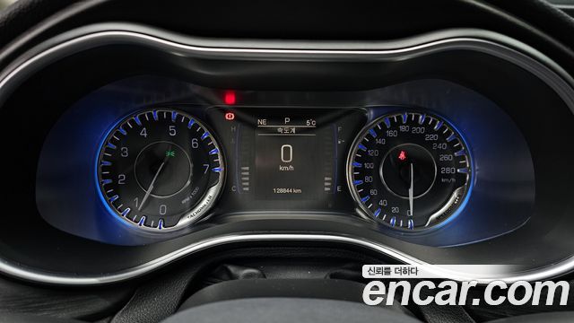 Chrysler 200 (II) 2.4 Limited 2015 — фото 8