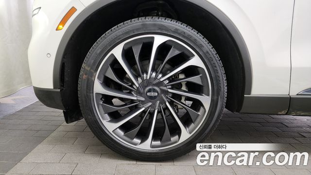 Lincoln Aviator (II) 3.0 Reserve  AWD 2023 — фото 5