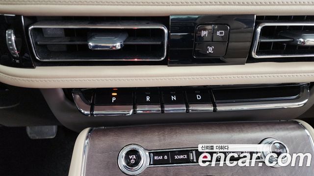 Lincoln Aviator (II) 3.0 Reserve  AWD 2023 — фото 9